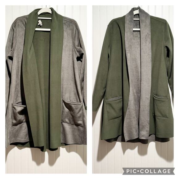 LOGO by Lori Goldstein Jackets & Blazers - LOGO Lori Goldstein Reversible Brushed Fleece Jacket Green Gray Size Small